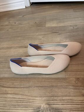 Rothy’s Women's Beige Knit Ballet Flats with Royal Blue Trim size 7